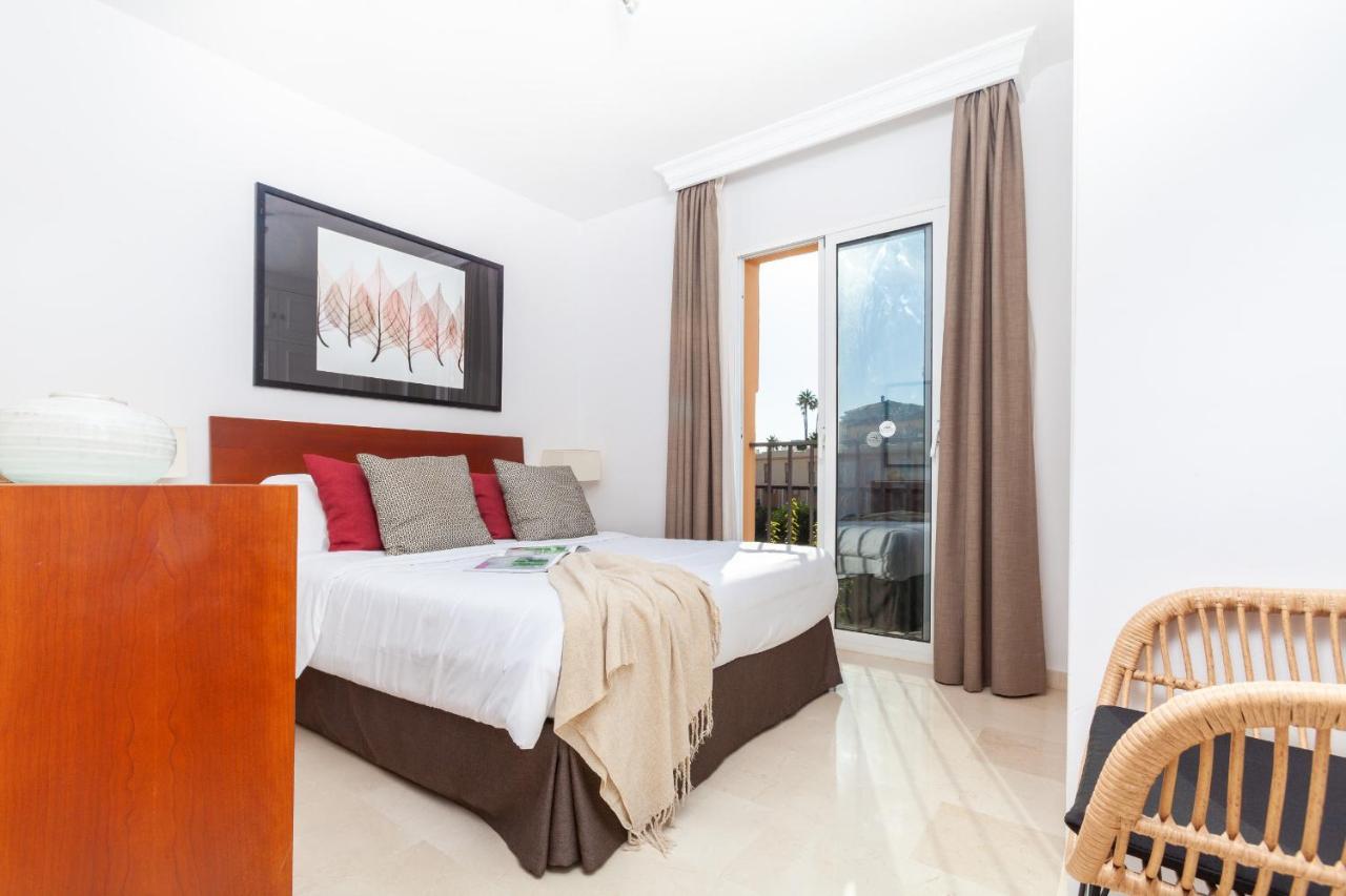 Playa & Beach Apartments Mijas Costa & Fuengirola By Alfresco Stays El Faro Extérieur photo