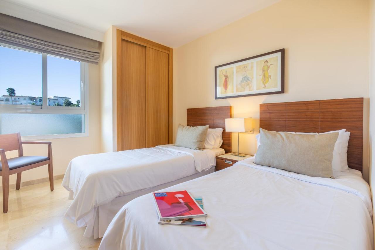 Playa & Beach Apartments Mijas Costa & Fuengirola By Alfresco Stays El Faro Extérieur photo